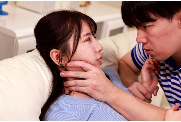 AKDLD-329 My Cousin Forced Me To Have Sex With Her When I Was Little, So I Met Her Again After 10 Years And Got Revenge. Screenshot 8