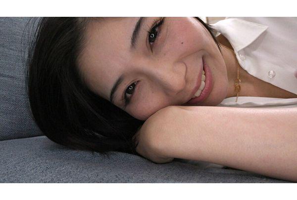 AKDLD-360 An Intelligent Office Lady In Sales, A Reaction To Her Serious Student Days, Falls In Love With Someone Just From A Kiss And Transforms Into A Cock-crazed Slut. Screenshot 7