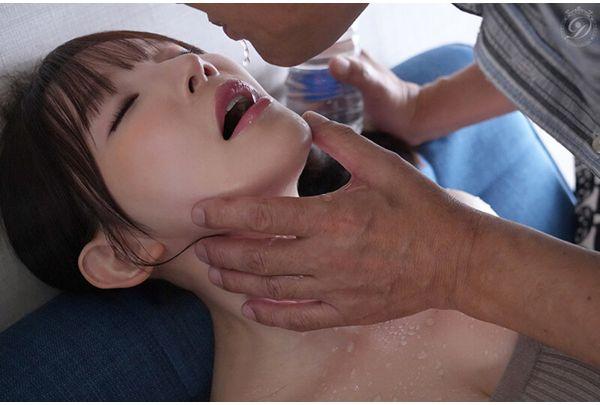 DLDSS-537 "Father-in-law, What Can I Do To Make You Accept Me As Your Daughter-in-law?" A Sweaty Kiss And Passionate Lovemaking Session As She Tries To Please Her Strict Father-in-law. Goddess Jun Screenshot 3