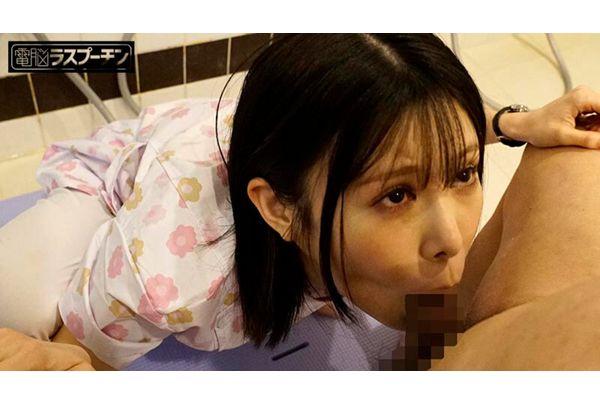 DRPT-118 Exposing The Dark Side Of Modern Society! Sexual Harassment Is Rampant! A Nursing Home For The Elderly Where It's So Busy That Sex Is Readily Available. Screenshot 4