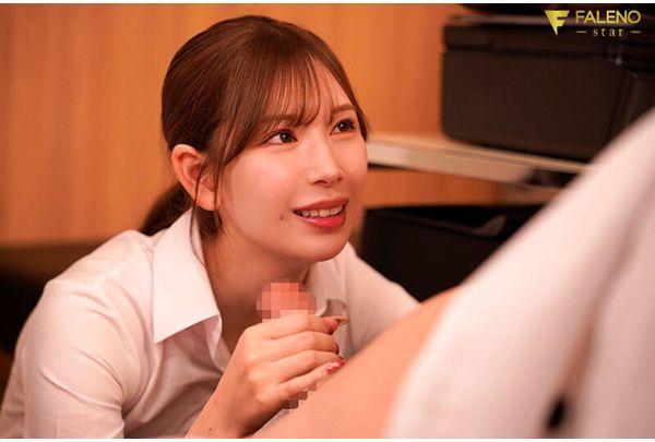 FNS-227 Hit The Jackpot With A 10-pull Gacha For Part-time Jobs!! Beautiful! Great At Work! Amazing Personality! This SSS-class Beauty Was Also Amazing In Bed. Akari Tsumugi Screenshot 8