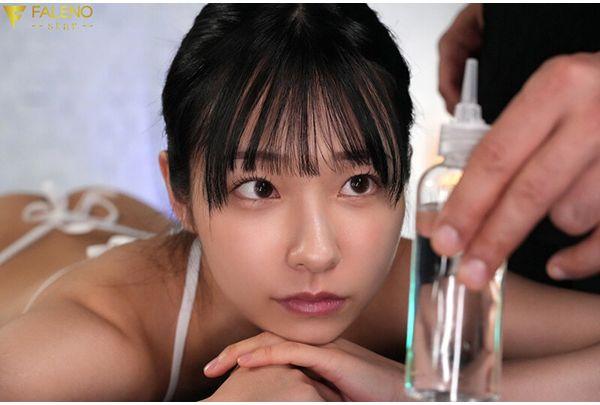 FNS-263 [Sweat, Bodily Fluids, Cum, Involuntary Urination] Squeezing Out Every Last Drop Of Bodily Fluids From Kashiwagi Shizuku, A Sex That Awakens Her To Orgasm Kashiwagi Shizuku Screenshot 1