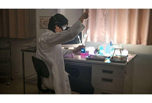 FTHTD-138 What If Love Soothing Drugs Were Scattered Around The School? Screenshot 1