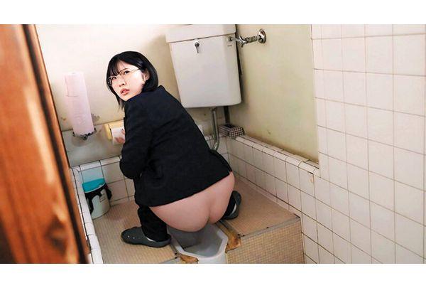 FTHTD-184 Urban Planning Eviction Negotiations, Iramachio, Developing The Orgasmic Sexuality Of A Plain, Bespectacled, Big-breasted Woman Who Works At The Town Hall At The Request Of The Government, Momose Himari Screenshot 12