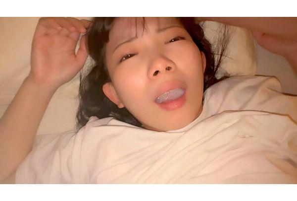 FTKD-031 When Her Mother Disappeared, An Innocent Daughter Was Left Behind In A Miserable Home. Her Stepfather, Who Was On Welfare, Took Her Virginity And Forced Her Into Prostitution At Home For Money. A Complete Record Of This. Hina-chan Minami Hinano Screenshot 9