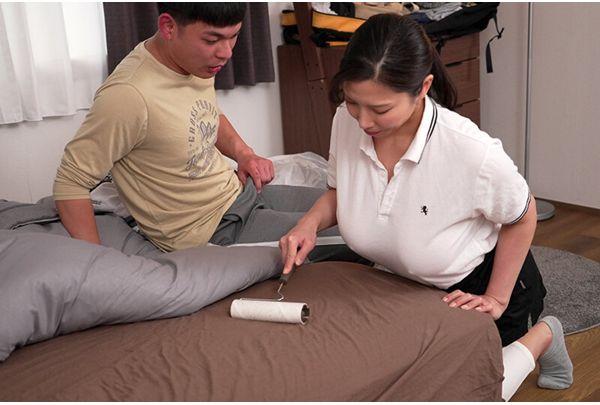 HBAD-715 A Plump Busty Housekeeper Seduces You With A No-bra, Soft Body Erotic Pose - Yamase Miki Screenshot 15