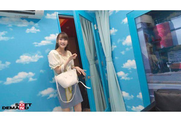 MOGI-145 [First Shoot] A Dirty College Girl Working Part-time At A Drugstore, With A Shocking Contrast Between Her Innocent Looks And Her Strong Sexual Desire, Leaves Her Hometown And Experiences "real AV Sex" And Awakens. Kasumi, 22, Takase Kasumi Screenshot 14