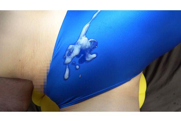 OKK-092 Maria Higa Wet, Shiny, And Tightly Fitting, Divine Competitive Swimsuit. Enjoy The Sight Of A Cute Girl In A Competitive Swimsuit! This AV Starts With Secretly Filming Her Changing, And Includes Close-ups Of Small Breasts, Big Breasts, Shaved Pussies, Hairy Pussies, And Hairy Armpits, As Well As Lotion Soap Play And Competitive Swimsuit Bukkake, All Fully Clothed. Screenshot 11