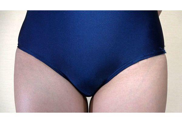 OKS-180 Ayaka Amamiya - Wet, Shiny, And Tightly Fitting, Divine School Swimsuit. Enjoy The Cute Girl's School Swimsuit! Starting With Secretly Filmed Changing, Enjoy Fetish Close-ups Of Small Breasts, Big Breasts, Shaved Pussy, Hairy Armpits, Lotion Soap Play, And School Swimsuit Bukkake All While Fully Clothed. Screenshot 12