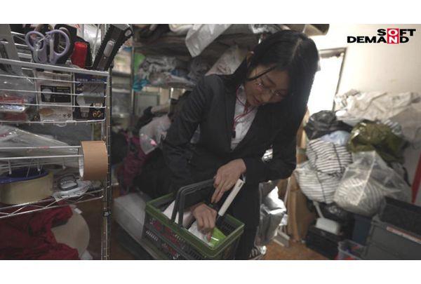 SDJS-365 Secretary Yoshino Moriya Allows Unprotected Sex For The Company's Sake. Screenshot 12