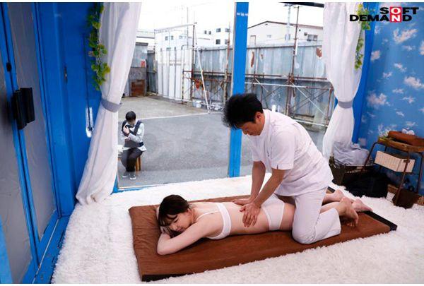SDMM-205 Magic Mirror No.: A Wife Who Just Gave Birth Loses The Weight She Lost After Giving Birth With A Pelvic Massage! While Her Husband Is Watching, A Huge Cock Accidentally Enters Her Anus And Slides Out, Revealing A Gaping Hole! Screenshot 6