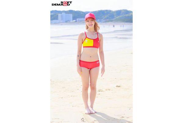 SDMM-209 This Summer!!! Maybe She'll Make Her Debut At Onjuku Beach!? A Marine Rescue Sexual Harassment Course For New Lifeguards Only. A Female College Student Who Desperately Needs A Qualification Before Summer Vacation Is Willing To Take A Slightly Erotic Course!? Includes 4 Amateur Young Ladies Who Get Drowned In A Sea Of Pleasure With Passionate Kisses (artificial Respiration) Screenshot 9