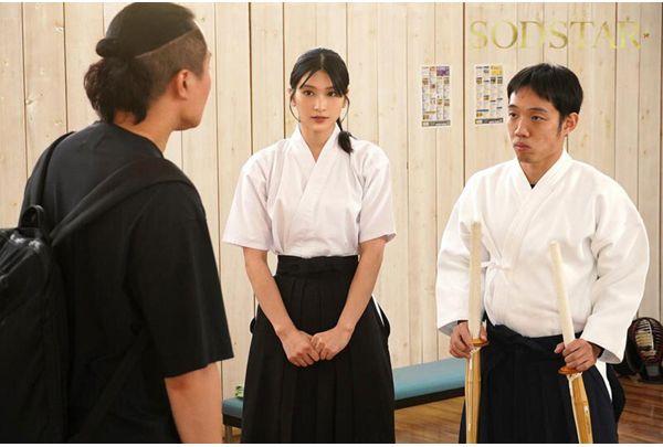 START-310v The Story Of How I Lost My Virginity To The Dignified And Beautiful Naginata Swordsman I Was Secretly In Love With. Honjo Suzu [Bonus Footage Included] Screenshot 3