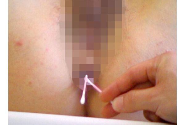 TSM-32 Uniform Girls Who Are Tossed With The Pubic Area And Anus Called Pinworm Inspection Screenshot