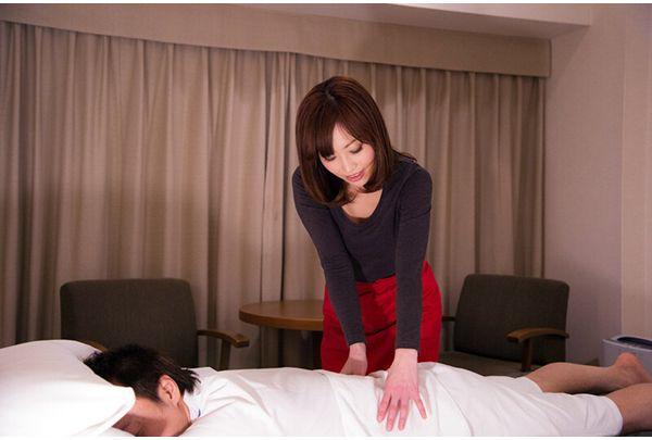 HEZ-414 Auntie Ikase 3 On A Business Trip Massage I Know! It ’s Been A Long Time, Right? Erection Chi ● Ko Is Used As A Weapon To Forcefully Die! 14 People Screenshot