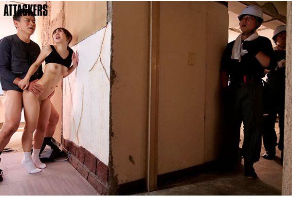 ATID-663 Rio Kuriyama, A Blue-collar Worker, Is Forced By A Man She Hates To Hold Back So Much That Her Abs Twitch, And She Ends Up Wetting Herself Until Her Work Clothes Are Soaked. Screenshot 8