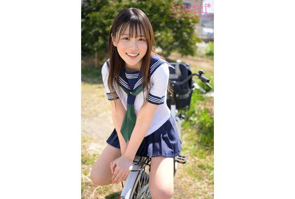 CAWB-036 The Youngest And Most Uniform-wearing Lolita-esque Married Girl In The Adult Industry, Shizuku Hiyama, Makes Her AV Debut. A Girl Who Is Going Through A Rough Patch In Her Marriage, Her Pussy Secretly Desires Raw Insertion And Raw Cumshots. Screenshot 13