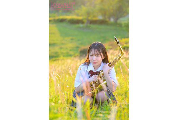 CAWB-054 Blue Spring, Music Is A Dream, Sex And Saxophone, 149cm Kawaii* The Most Innocent Music Girl's Minimum & Premium AV Debut: Rino Hoshimura Screenshot 2