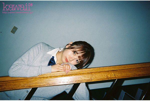 CAWD-960 A Group Of Four High School Girls From A Tokyo Metropolitan Coeducational School Who Go Home After School Break The Rules. Karin-chan, Meisa-chan, Yuna-chan, And Itsuki-chan Screenshot 4