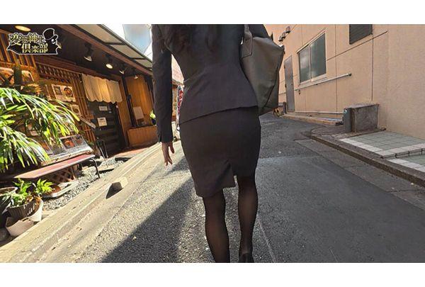 CLUB-925 Beautiful Office Ladies In The Marunouchi Area Being Followed, Secretly Filmed, Drugged, And Raped. Screenshot 5