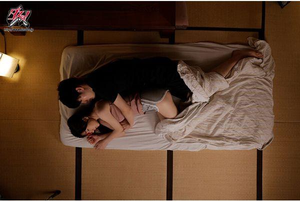 DASS-722 On My First Visit Home In A Long Time, I Went To Bed With My Big-breasted G-cup Sister. I Couldn't Resist My Erection When I Saw Her Defenseless, Jiggly Body, So I Had Raw Sex With Her, Sloshing Around With My Saliva. Mei Itsukaichi Screenshot 3