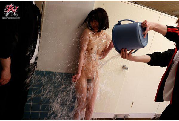 DASS-785 The Life Of A Toilet Girl. Smelly, Dirty, And Impossible To Refuse. Congratulations On Becoming The Manager Who Handles The Raw Semen Exclusively For Us Club Members! Natsu Tojo Screenshot 9