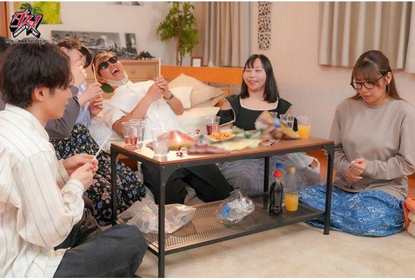 DASS-793 A Two-day, One-night Lovey-dovey Creampie Sex Session With A Secretly Lewd, Plain-looking Girl With Big Breasts Who Suddenly Became Close Through A King's Game. Screenshot 9