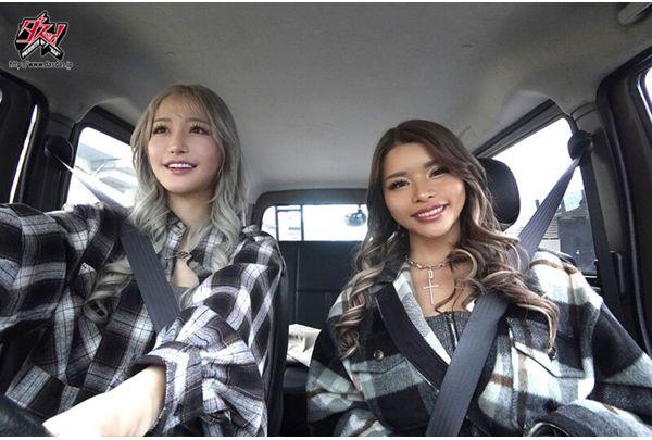 DASS-918 Lesbian Travel. If I Were To Open Up To Lesbianism, I'd Want To Do It With My Close Friends. Will The Friendship, Where We Entwine Honestly Despite Our Shyness, Turn Into Love? Momoka Sarina, Kurosaki Hana Screenshot 5