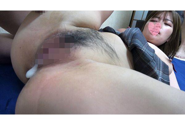 DAVK-119 A Sassy Gal, A Local Charismatic And Super Cute Seductive Senior, Gets Intensely Fucked By A Group Of Older Men With Huge Cocks, Reaching Orgasms And Begging For Deep Kisses And Raw Sex, Getting Filled With Cum In A 6P Orgy Until All Their Balls Are Empty. Screenshot 5
