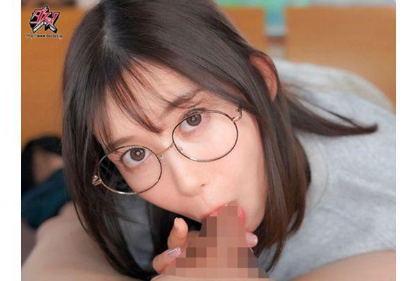 DSOD-076 A Gloomy, Big-breasted, Bespectacled Older Sister Whispers To The Man, "Are You Holding Back From Cumming? That's So Precious," Shattering His Self-control And Leading To Multiple Internal Ejaculations In This Extreme, Lustful POV Video Featuring Kurokawa Sumire. Screenshot 11