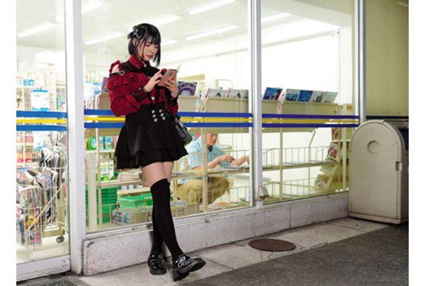 DVAJ-749 "Give Me Some Food So I Can Lick Your Dick?" I Was Befriended By A Girl Who Was A Sucking-dick Bait-loving Slut At My Late-night Convenience Store Job, And For Three Days I Was Reduced To A Messy, Sloppy Blowjob Mess, Cumming Uncontrollably Multiple Times. - Yumi Nijimura Screenshot 9