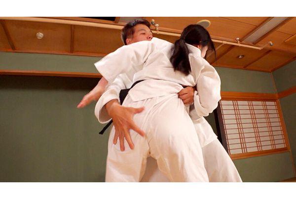 DVMM-292 Ordinary Men And Women Monitoring AV: Martial Arts College Girl Vs. Sexual Harassment Rapist [Judo/Shorinji Kempo/Kendo] Win And Get 1 Million Yen! Lose And Get An Instant Creampie! Stand Up To The Sexual Harassment Attacks With No Rules! A Heated 3-match Battle! Screenshot 6