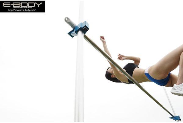 EBWH-334 ●● Prefecture High School Track And Field Meet 3rd Place Winner - A Tall, H-cup, Beautiful Body With A Strong Sex Drive, Honed Through High Jump, Makes Her AV Debut As A Female Track And Field Athlete (21) - Yua Shimizu Screenshot 16