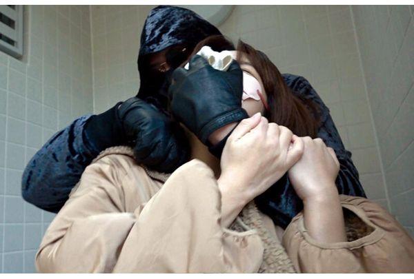 EMBZ-327 [Viewer Discretion Advised] Mature Woman Gang Rape Footage File #16 "Victim: Precocious Housewife In Her 30s" Screenshot 1
