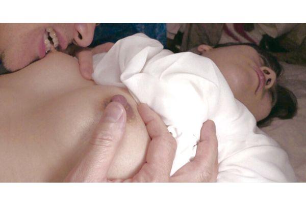 EMBZ-327 [Viewer Discretion Advised] Mature Woman Gang Rape Footage File #16 "Victim: Precocious Housewife In Her 30s" Screenshot 19
