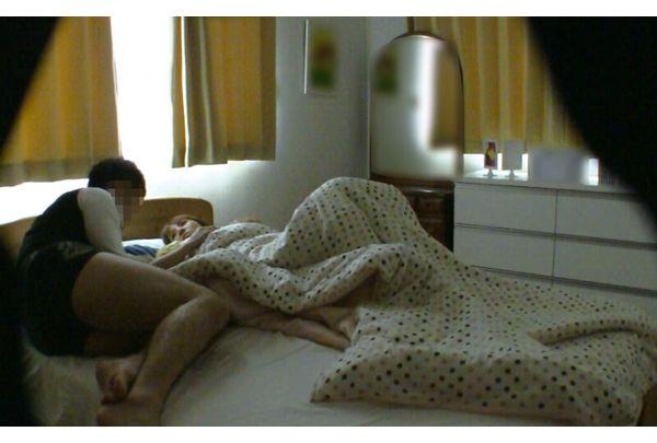 ERDM-178 4 Hours Of Sex Footage Of Mother Secretly Filmed By Son Interested In Mother's Body Screenshot 2
