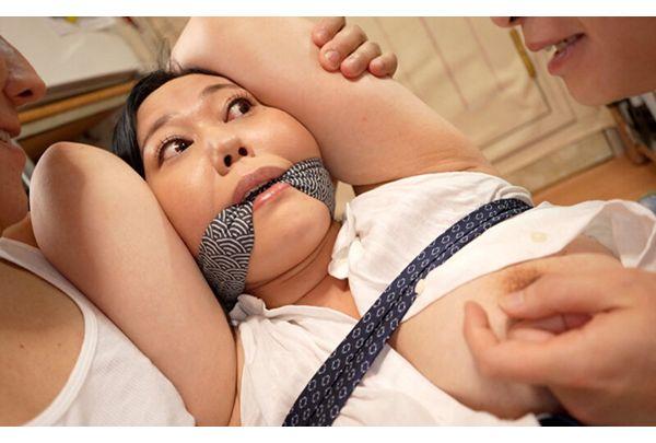 RNA-005 Amateur Bondage And Creampie [Full-body Sensitive Mature Woman Edition] The Wife Who Came To The Interview Had Big Breasts, So We Kidnapped Her, Took Her To Our House, And Did Something Crazy To Her... Riko Tokushima Screenshot 17