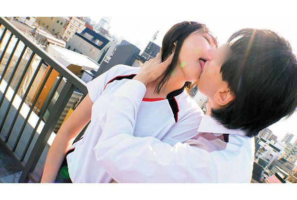 SKMJ-505 Dear Athletes, Would You Like To Experience A Super Intense Tongue Kiss Under The Blue Sky That Will Melt Your Brain? The Stringy, Drooling Deep Kisses That Entwined Our Tongues Made Me So Excited! ? Anyway, Kiss Kiss Kiss Vivid Kiss Creampie SEX Ww~Sweaty Exercise Club Edition That Looks Good In The Sun~ Screenshot