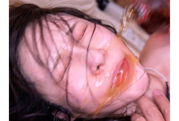 SMKCX-017 Complete Coma - 4 People - Hotel Receptionist H Cup (26) / Con Cafe Swamp JD (21) / Airline Clerk (23) / 147cm Cook (1●) All Creampies Sleepwalking Seconds Screenshot 11