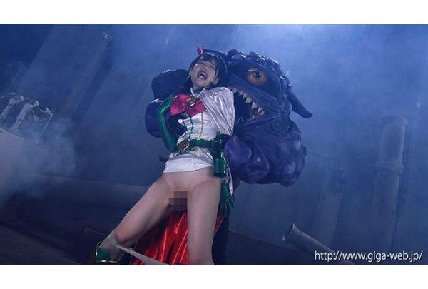 GHNU-94 Masked Beauty Saint Warrior Eclipse Fall Yui Tenma Screenshot