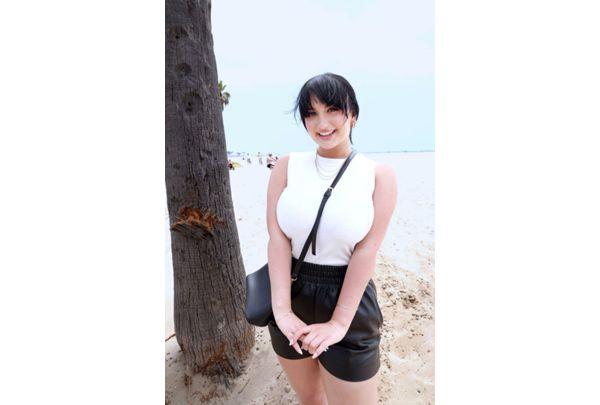 HIKR-249 Busty Apparel Saleswoman On A Break At Venice Beach In Los Angeles Picks Up Guy!? USA Direct Import Creampie Documentary Alexa (21) Screenshot 1