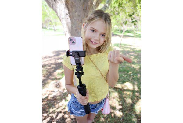 HIKR-250 Reunited After 2 Years, She Awakens!? Legal Lolita T●kT●ker Turns Lewd And Splashes To The Limit! Coco (25) Screenshot 1