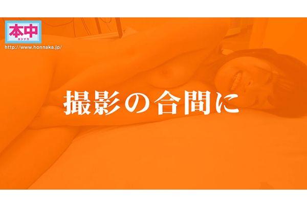 HNDS-183 The Complete Version Of Nakamoto Naka's Big Collaboration, Packed With Unreleased Footage! An 8-hour Special Featuring All The Members In Super Erotic Masturbation Videos Filmed By Tomoko P! Screenshot 6