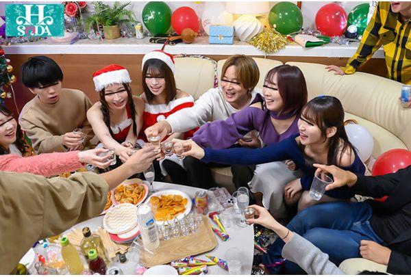 HSODA-095 Time Stop Christmas. A Divine Device That Can Stop Time, Allowing You To Insert Or Stop It Whenever You Want. Screenshot 9