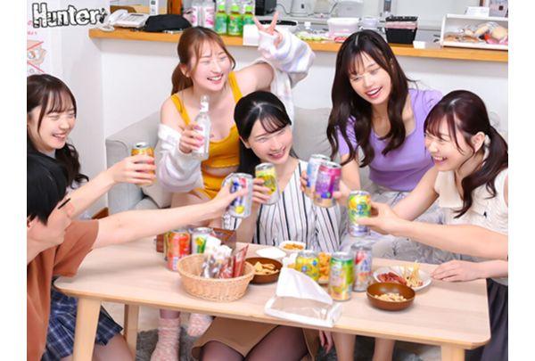 HUNTC-615 King's Game In A Share House! You'll Find Yourself Surrounded By Girls When You Move In! In This Share House, It's A Rule That When A New Person Moves In, A King's Game Is Played As A Welcome Party! Romantic Relationships Between Residents Are Strictly Forbidden, But Anything Naughty Is Okay! You Can Do Whatever You Want Without Any Romantic Feelings Involved! Screenshot 8