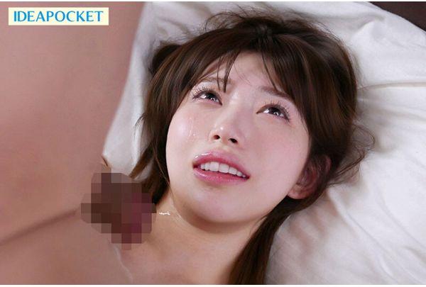 IPZZ-919 The Filming Location Was Hit By A Record-breaking Downpour, Forcing The Talent And Manager To Share A Room... My Virgin Manager Got Excited By My Rain-soaked Body And We Had 10 Rounds Of Soaking Wet, Insatiable Sex Until Morning. - Runa Shiraishi Screenshot 3