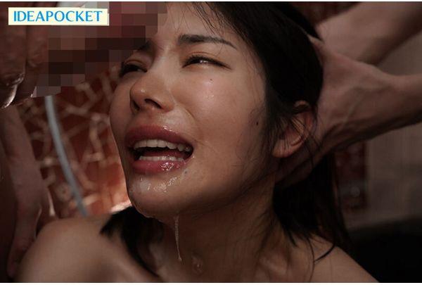 IPZZ-934 Was So Pissed That My Ex-girlfriend Who Dumped Me Was Happy, So I Went To Her House With My Bad Friends And Gang-raped Her In Front Of Her Current Boyfriend. - Kaede Karen Screenshot 9