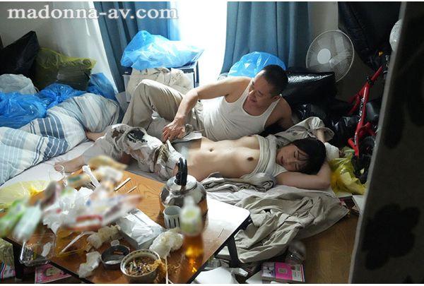 JUR-364 During Her Escape, A Sinful Female Prisoner Is Hidden By A Middle-aged Man With An Extraordinary Sexual Appetite In A Rundown Apartment, Where She Experiences Seven Days Of Intense But Fleeting Sexual Intercourse. Screenshot 5