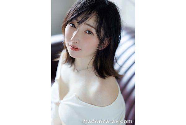 JUR-527 Newcomer Nozomi Hoshina, 32 Years Old, AV DEBUT. An Innocent Married Woman Who Works As A Nursery School Teacher. A Strong Desire That 'betrays' Her Childlike Innocence. Screenshot 1