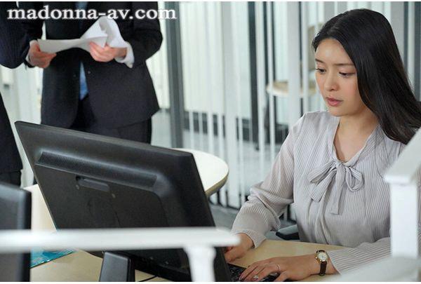 JUR-531 A Female Boss Indulges In Twisted Stimulation And Discipline, Engaging In SM Adultery. During Lunch Break, She Is Disciplined By Her Useless Subordinate... The Pleasure Of "suffering" Is Released From The Exclusive Beauty. Meguri Screenshot 1